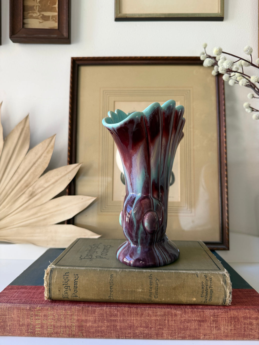 Vintage Red Wing Pottery No. 892 Fan Vase