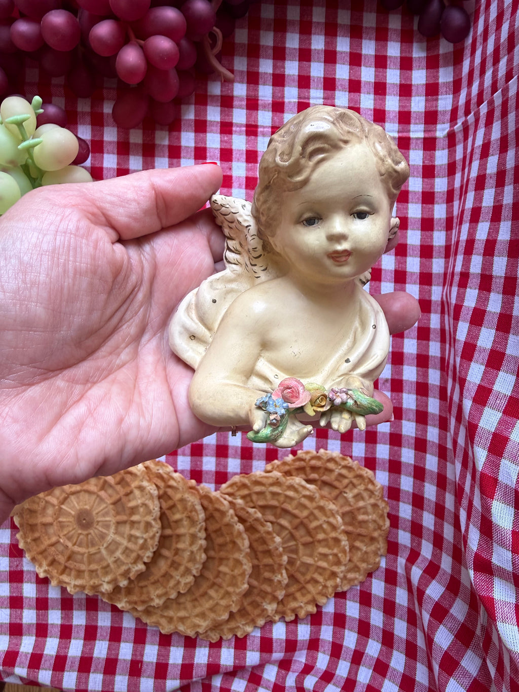Vintage Italian Floral Cherub Wall Figures, Set of Two