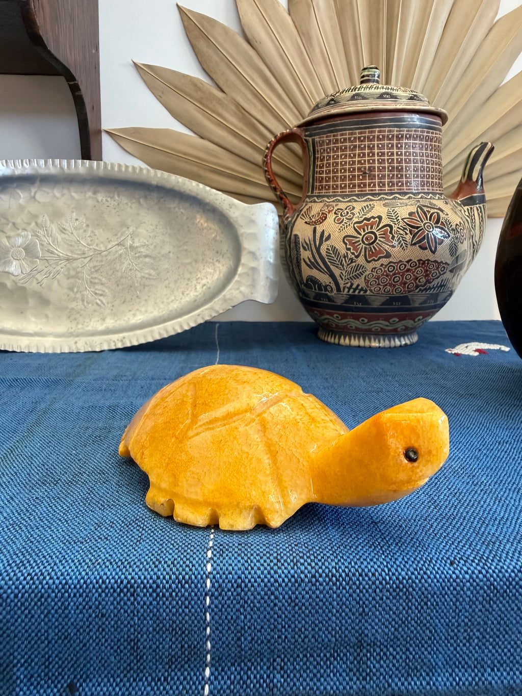 Vintage Mexican Carved Yellow Onyx Turtle Figurine