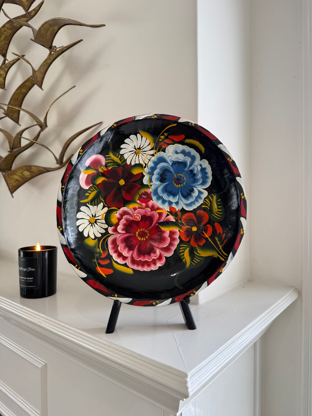 Vintage Hand-Painted Mexican Batea Bowl: Floral Folk Art Wall Hanging