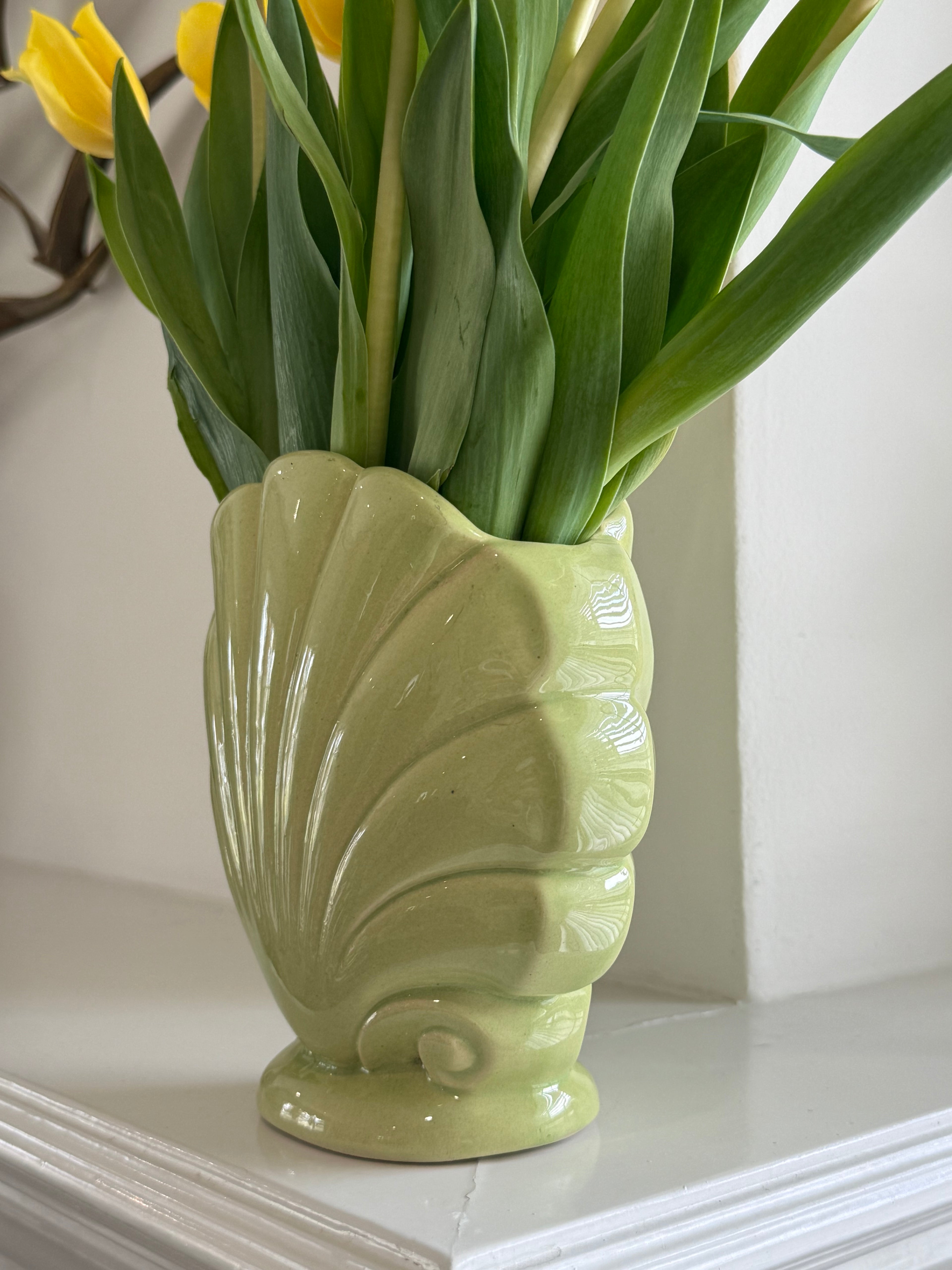 Vintage Pastel Green Scallop Seashell Flower Vase