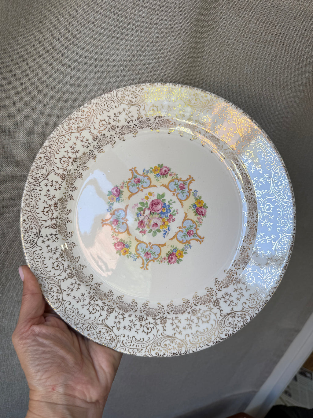 Vintage Lamode Parisian 10" Dinner Plate Santa Rosa Pattern 22k Gold