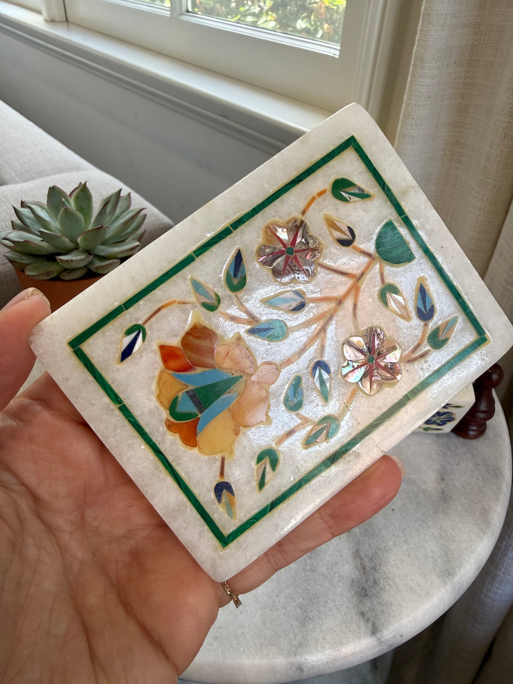 Vintage Indian Marble Inlay Jewelry Box with Mother-of-Pearl Floral Design
