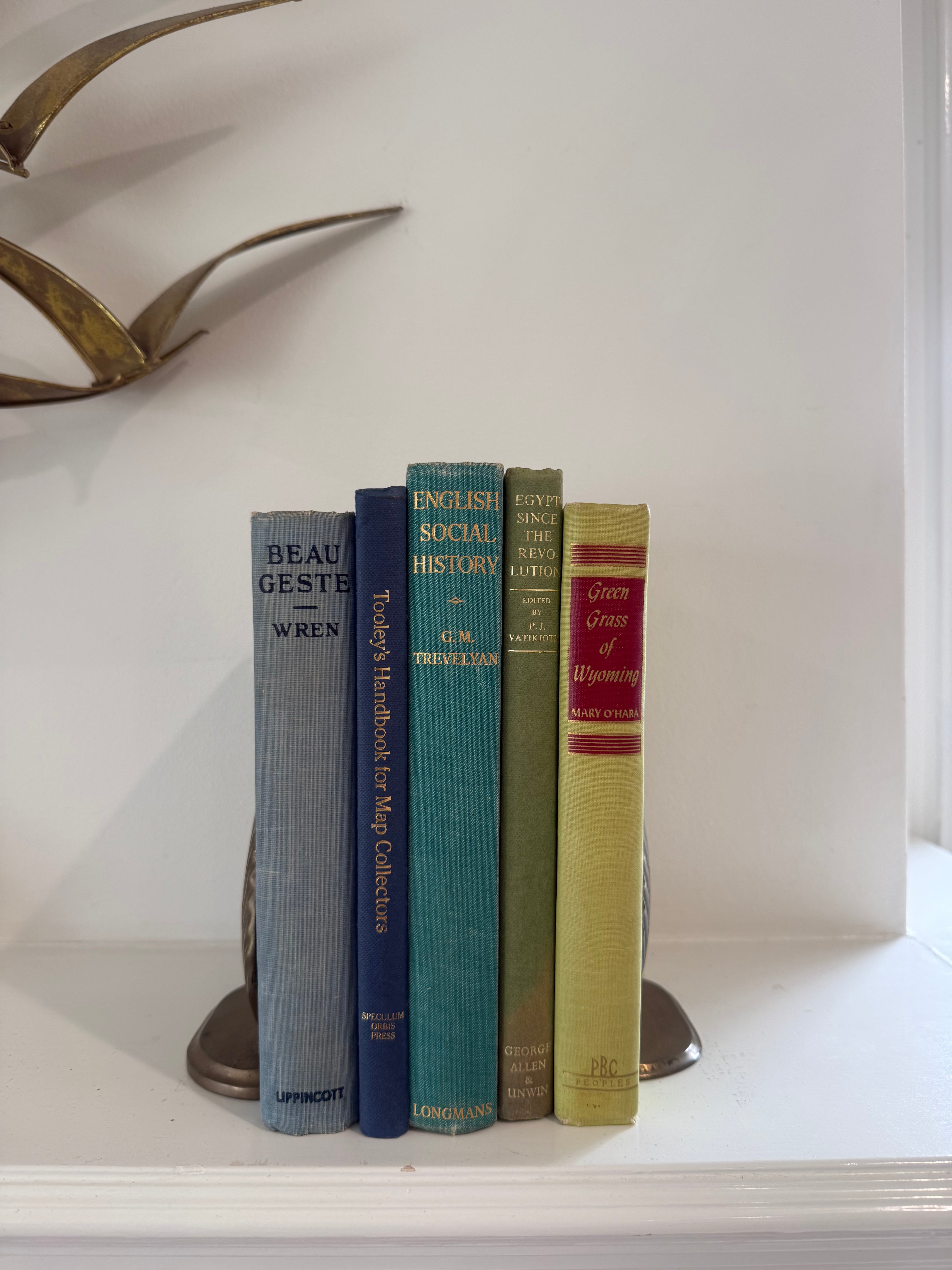 Vintage Brass-Tone Scallop Shell Bookends, Pair